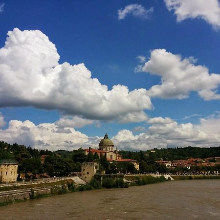 Across The River And Into The Trees Verona Exterior foto