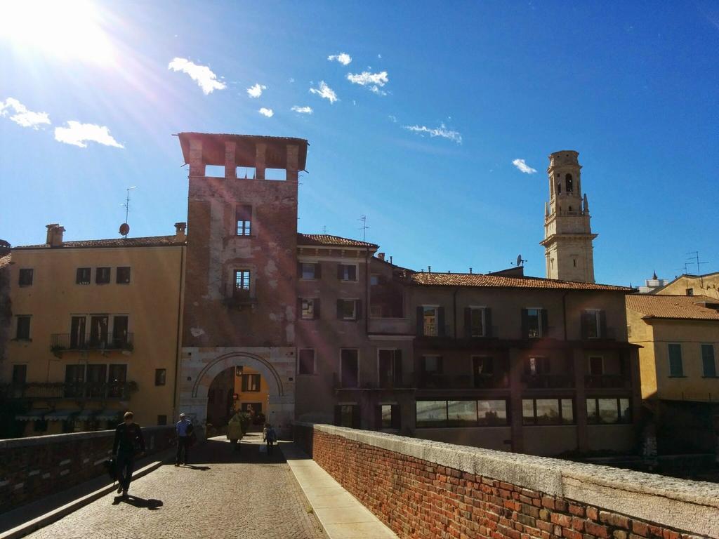 Across The River And Into The Trees Verona Exterior foto