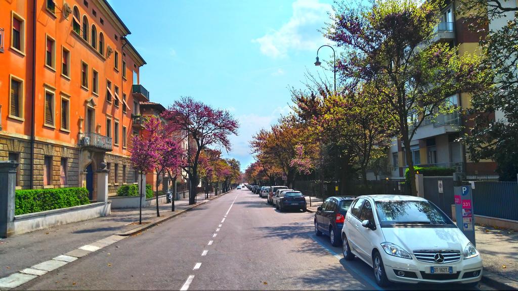 Across The River And Into The Trees Verona Exterior foto
